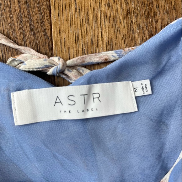 ASTR The Label Godet Blue Multi Tie-Dye Slip Dress Women’s Sz M Fairy Cottage - Picture 9 of 14